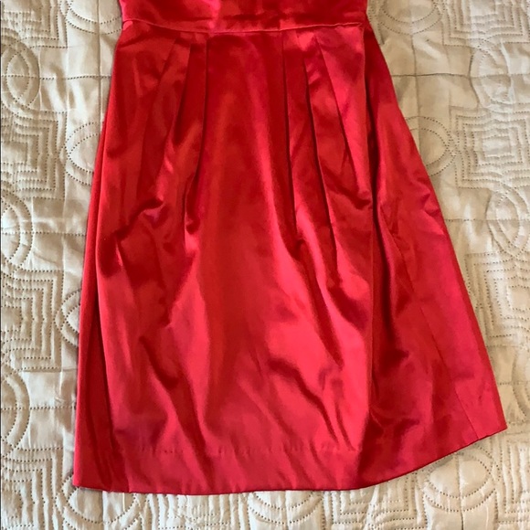 Red dress - Picture 3 of 4